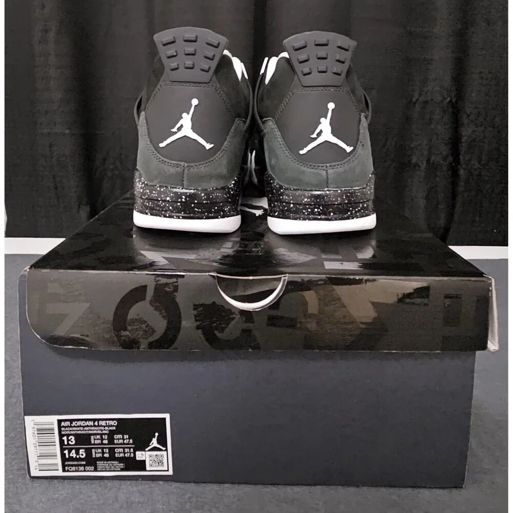 Air Jordan 4 Retro 